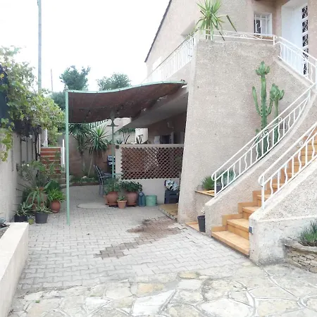 Maison De Famille, 5mn Du Vieux Port, Calme Absolu *