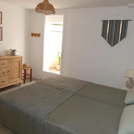 Maison De Famille, 5mn Du Vieux Port, Calme Absolu Semesterbostad *