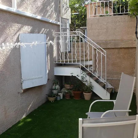 Semesterbostad Maison De Famille, 5mn Du Vieux Port, Calme Absolu La Ciotat